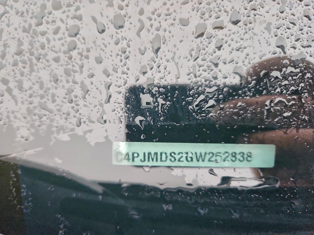 2016 Jeep Cherokee Limited VIN: 1C4PJMDS2GW252838 Lot: 94223625