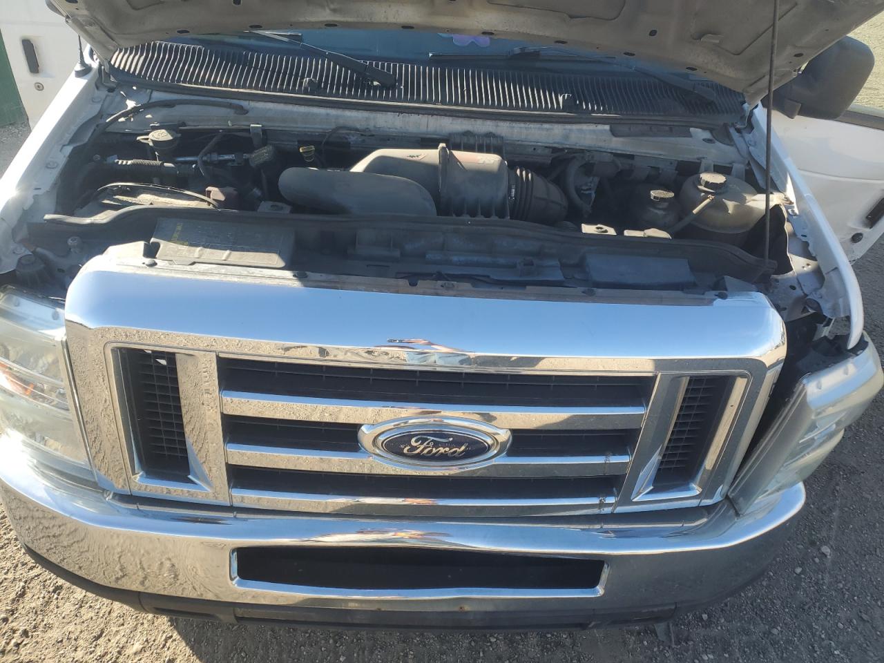 2009 Ford Econoline E250 Van VIN: 1FTNE24W79DA31883 Lot: 90901855