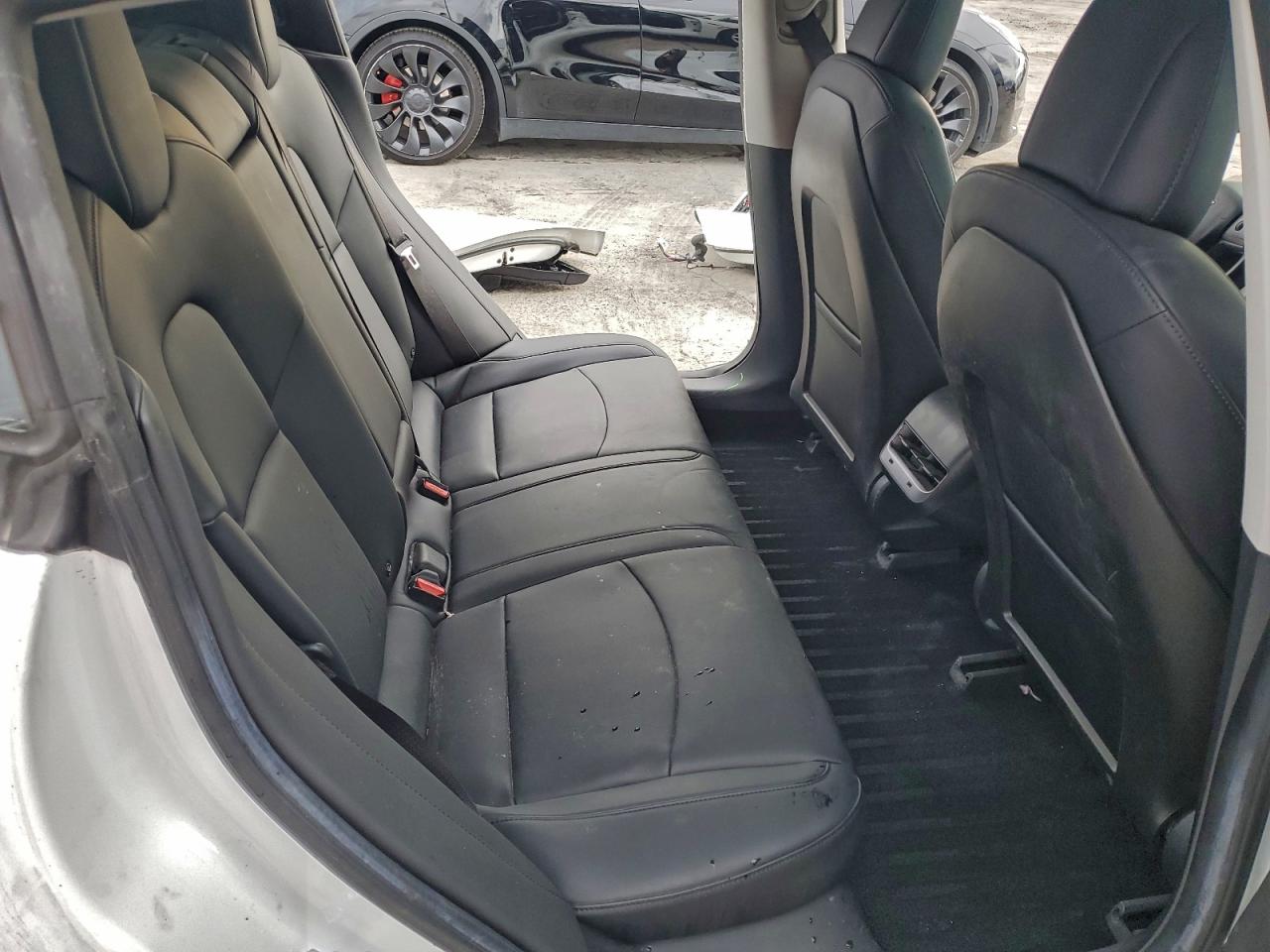 2018 Tesla Model 3 VIN: 5YJ3E1EA8JF006489 Lot: 93135455