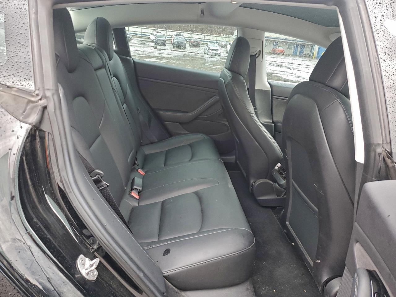 2019 Tesla Model 3 VIN: 5YJ3E1EB4KF231034 Lot: 93387115