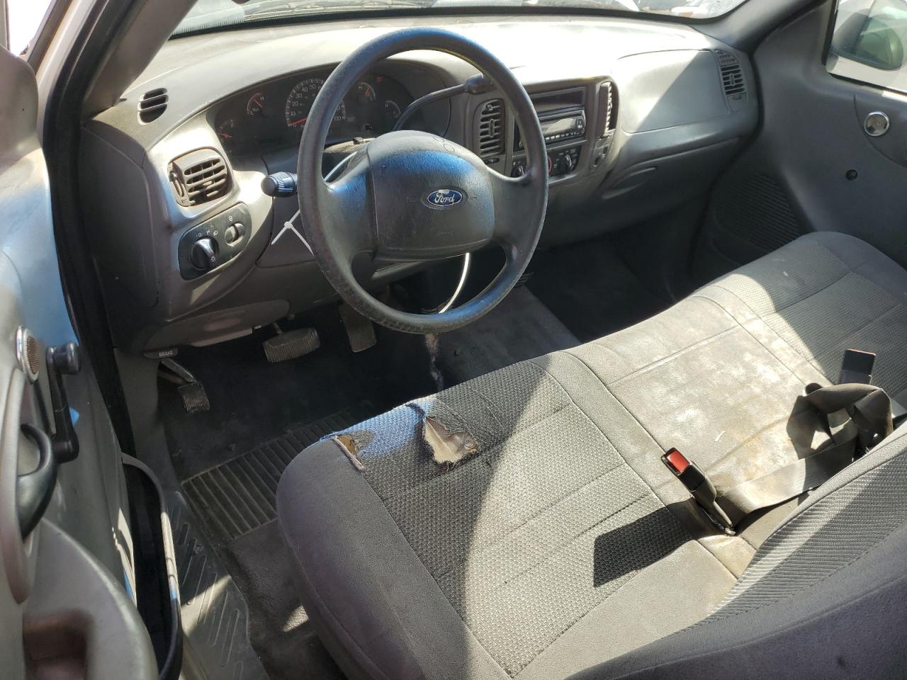 2002 Ford F150 VIN: 1FTRF17W82NB75592 Lot: 91302815