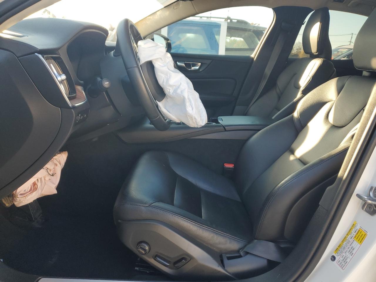 2022 Volvo S60 T8 Recharge R-Design Expression VIN: 7JRBR0FZ2NG179324 Lot: 91251905