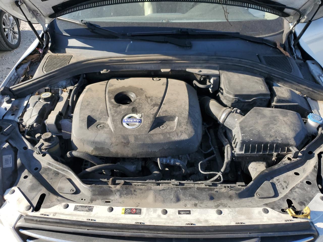 2015 Volvo Xc60 T5 Premier VIN: YV440MDBXF2614228 Lot: 92664765