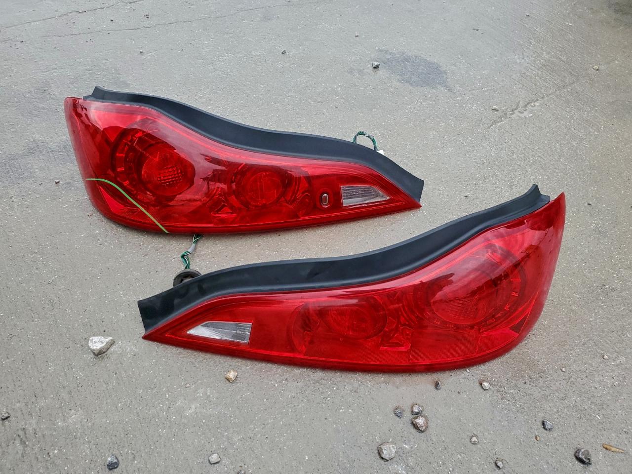 2014 Infiniti Q60 Base VIN: JN1CV6FE7EM900501 Lot: 94085715