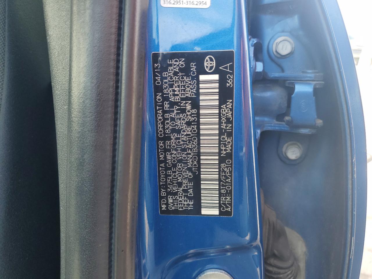 2013 Toyota Prius C VIN: JTDKDTB36D1041318 Lot: 91617675