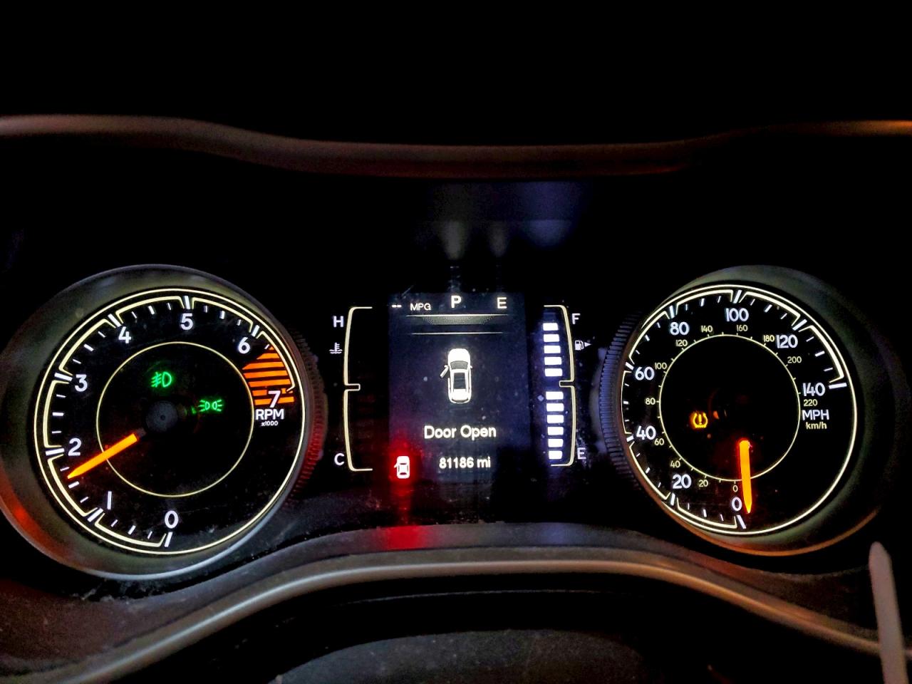 2016 Jeep Cherokee Latitude VIN: 1C4PJMCB9GW332896 Lot: 93780435