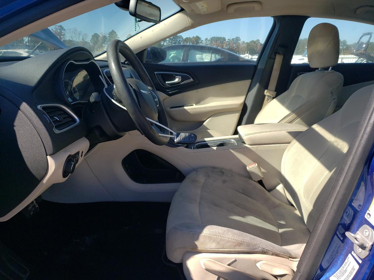 2015 Chrysler 200 Limited VIN: 1C3CCCAB2FN742776 Lot: 91367115