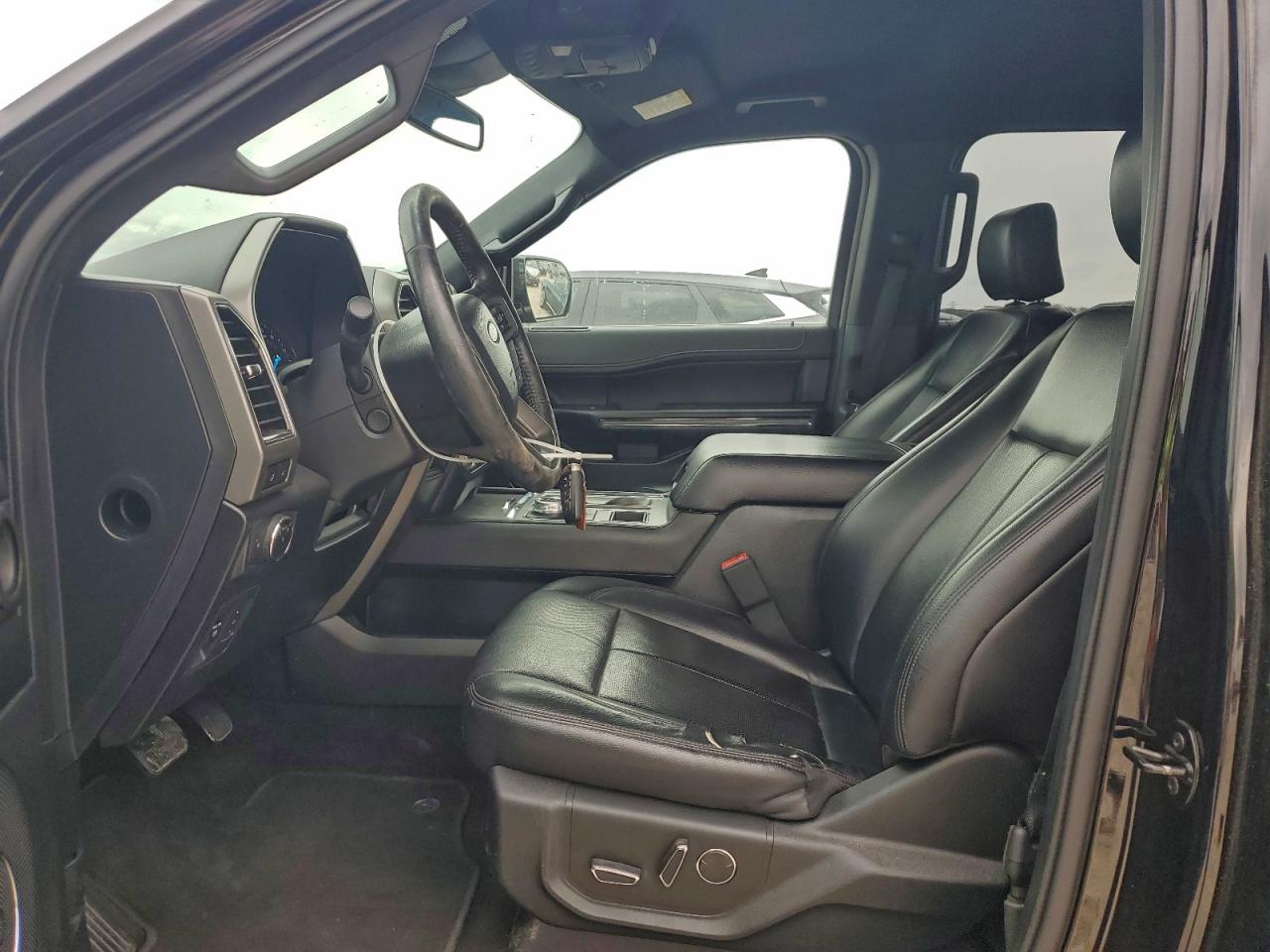 2019 Ford Expedition Max Xlt VIN: 1FMJK1HT1KEA53634 Lot: 93608015