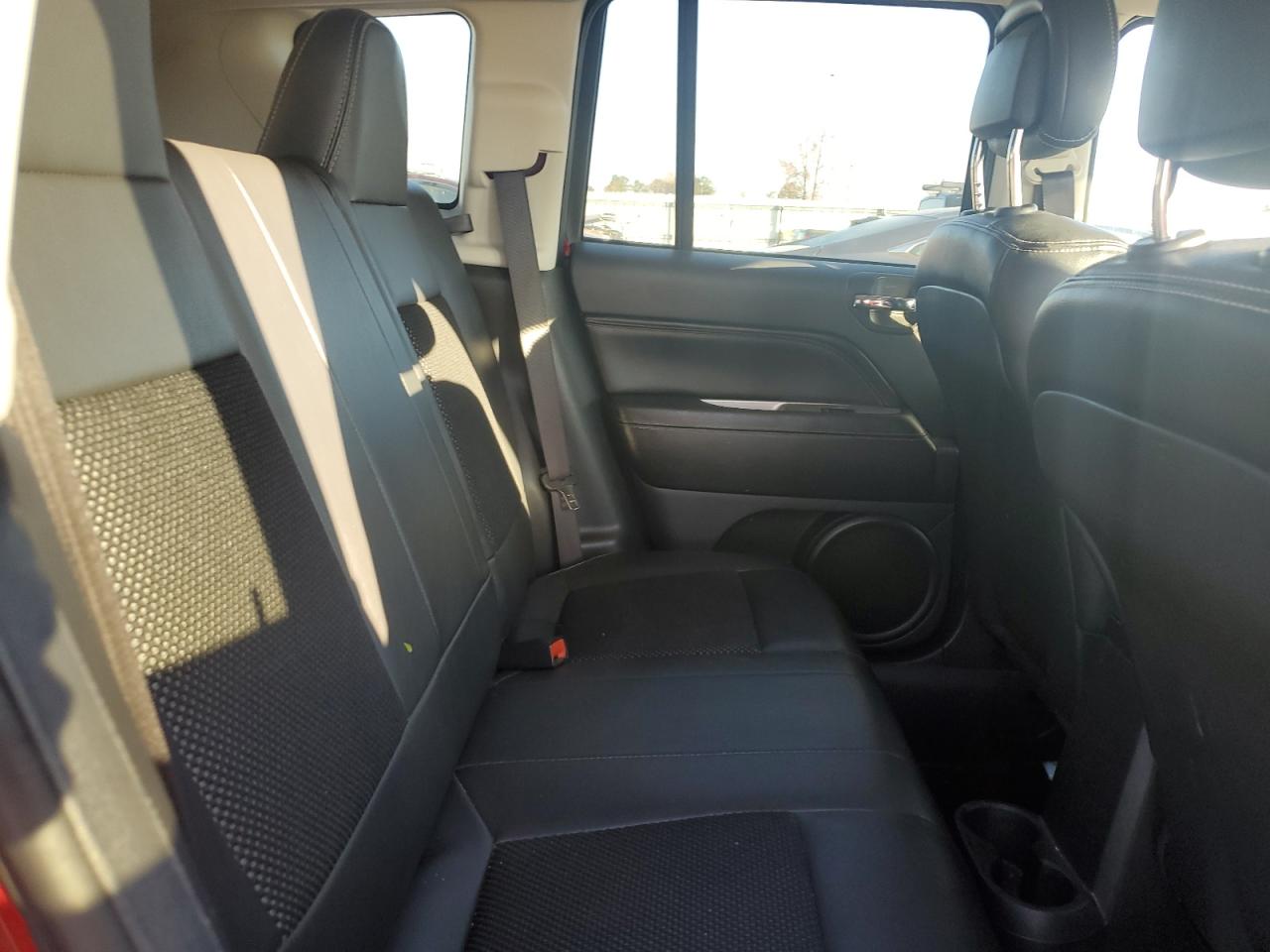 2017 Jeep Compass Latitude VIN: 1C4NJCEB4HD198147 Lot: 93409005