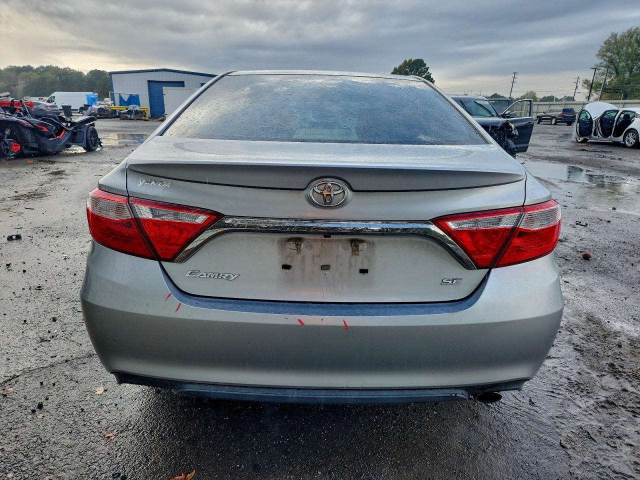 2015 Toyota Camry Le VIN: 4T1BF1FK4FU925352 Lot: 94052865