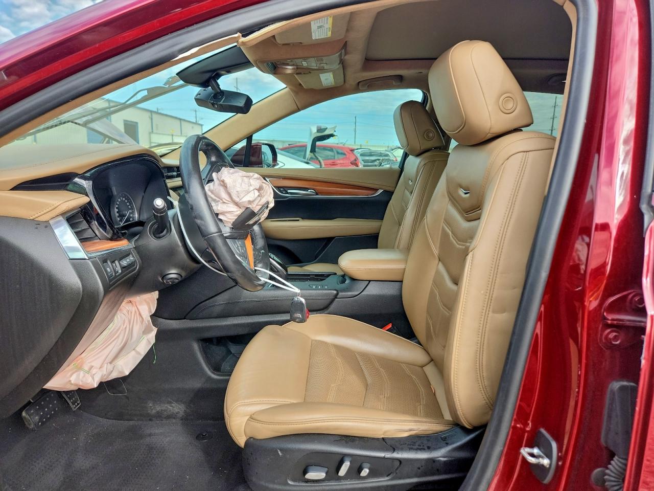 2018 Cadillac Xt5 Platinum VIN: 1GYKNGRS6JZ240295 Lot: 94040505