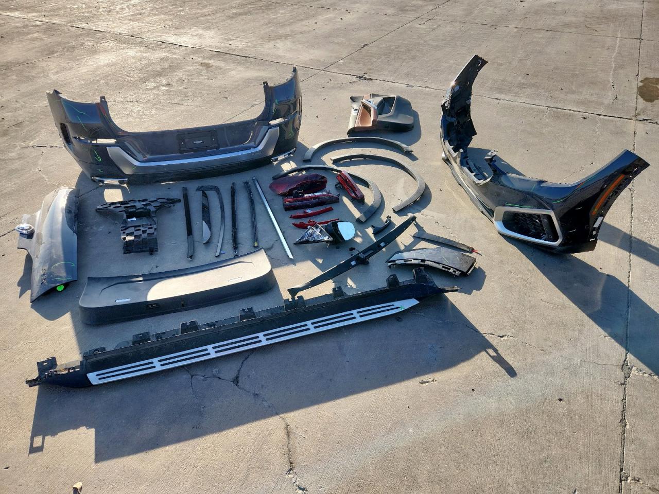 2022 BMW X6 xDrive40I VIN: 5UXCY6C01N9N32024 Lot: 92258215