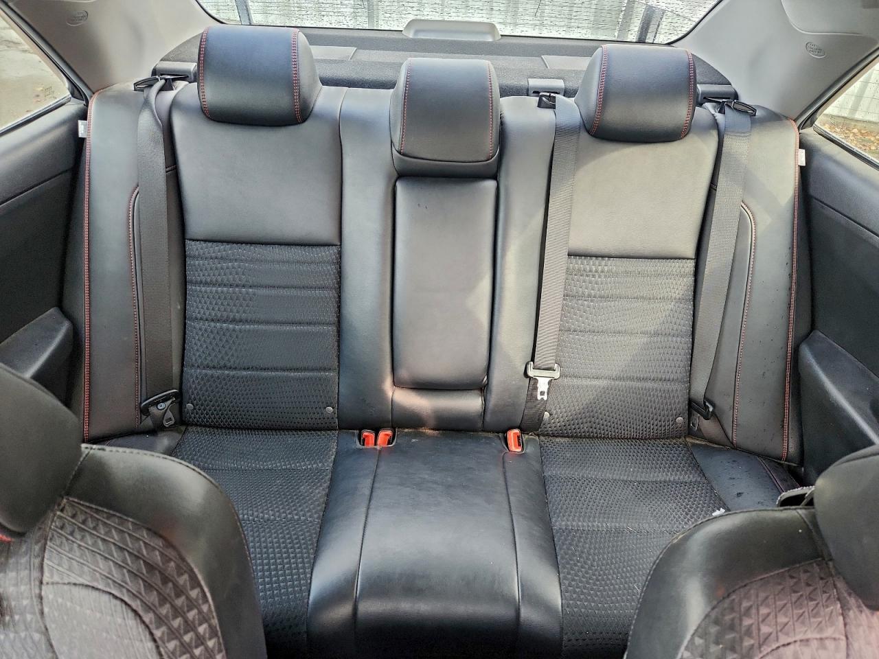 2015 Toyota Camry Le VIN: 4T1BF1FK4FU925352 Lot: 94052865