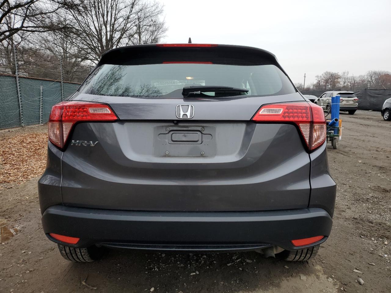 2016 Honda Hr-V Lx VIN: 3CZRU5H39GM743572 Lot: 93586585