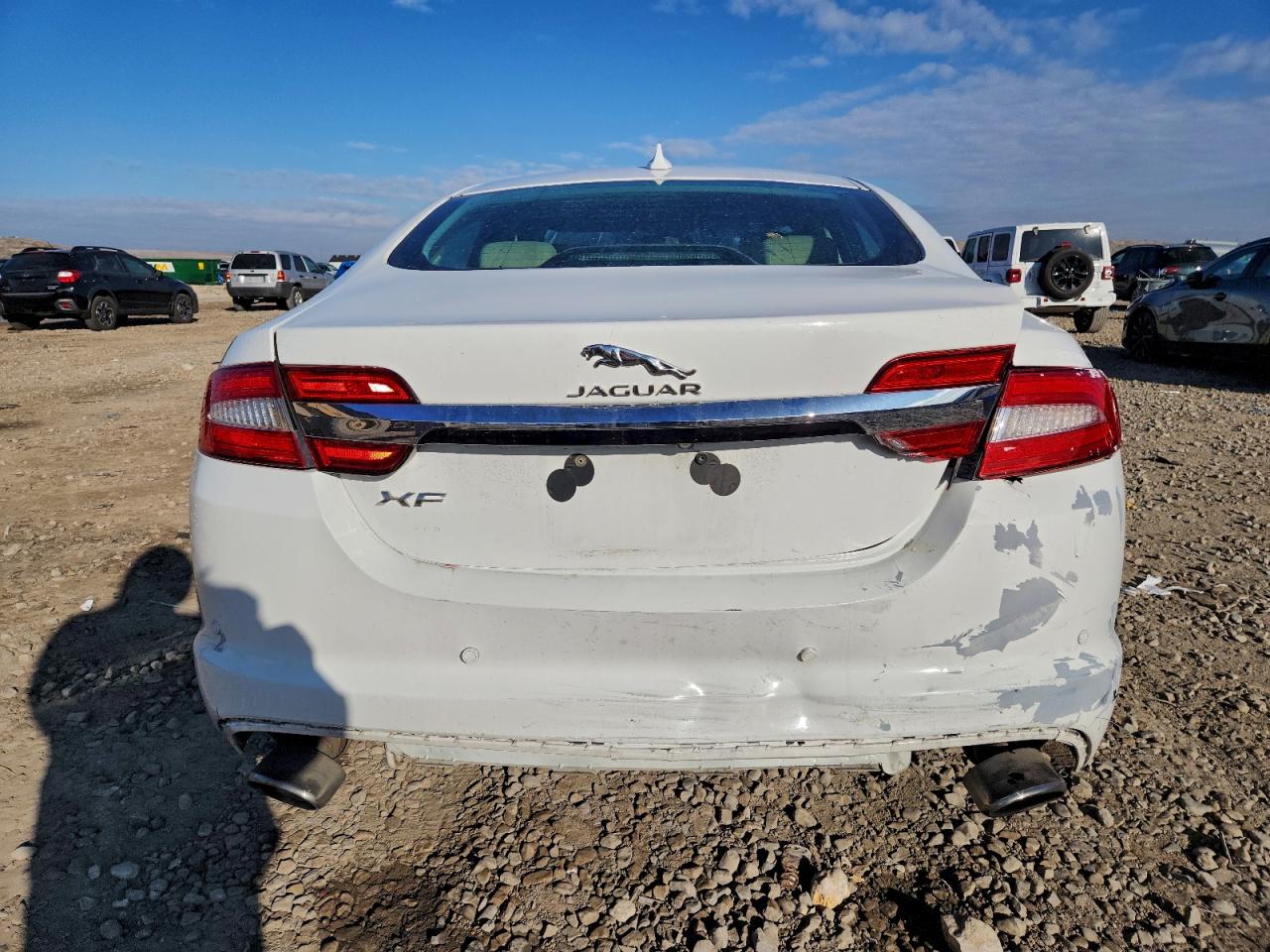 2015 Jaguar Xf 2.0T Premium VIN: SAJWA0FS2FPU68670 Lot: 94230855