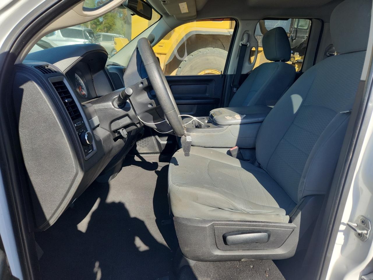 2004 Dodge Ram 1500 St VIN: 1D7HA16N84J264680 Lot: 91290395