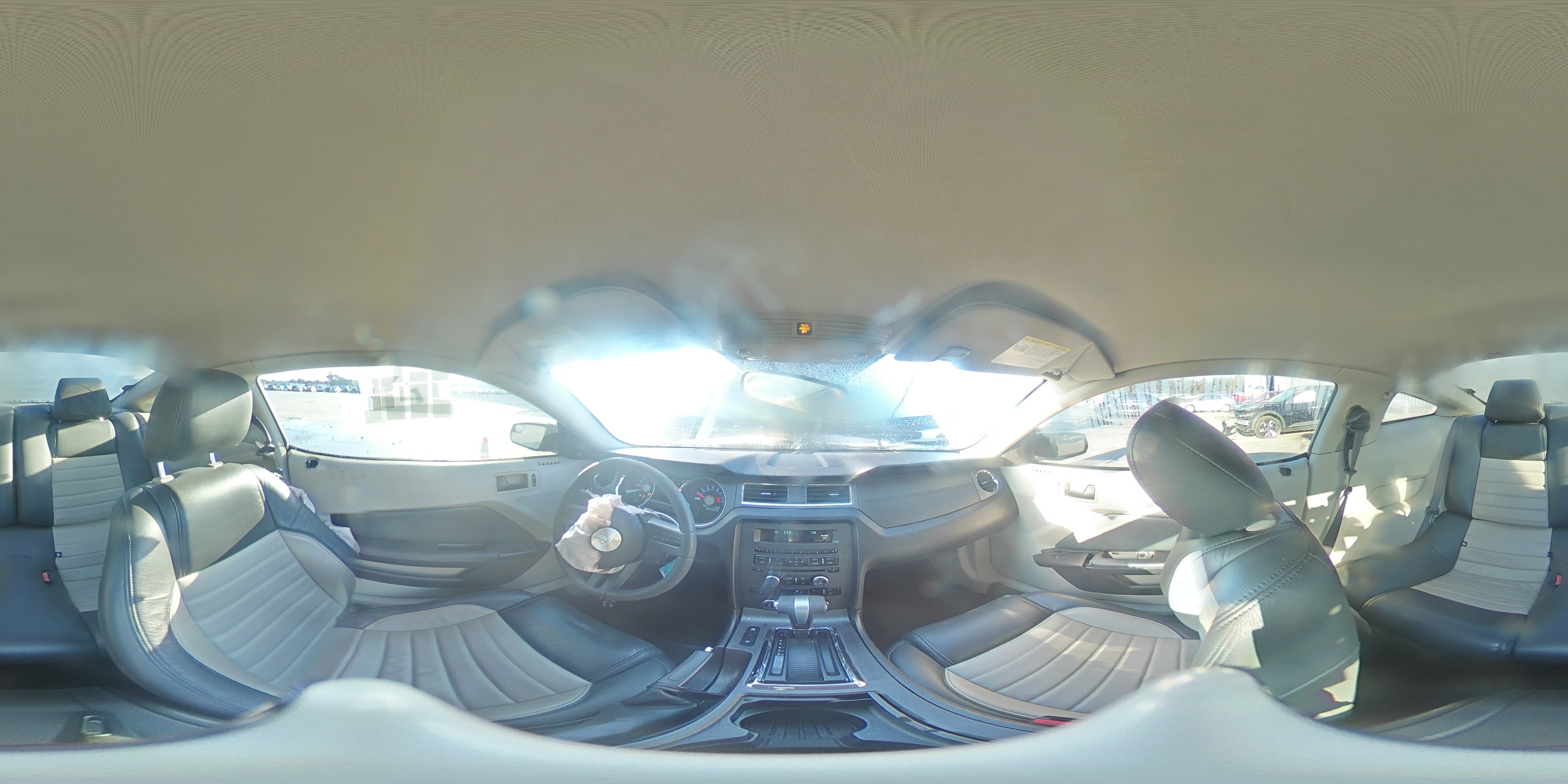 2011 Ford Mustang VIN: 1ZVBP8AM4B5135649 Lot: 92935585