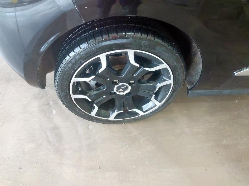 2016 DS DS 3 1.2 PURETECH 110 DARK LIGHT 3DR EAT6