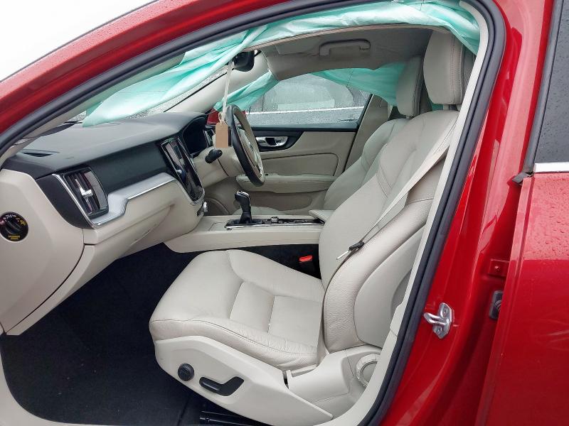 2019 VOLVO V60 2.0 D3 [150] MOMENTUM PLUS 5DR