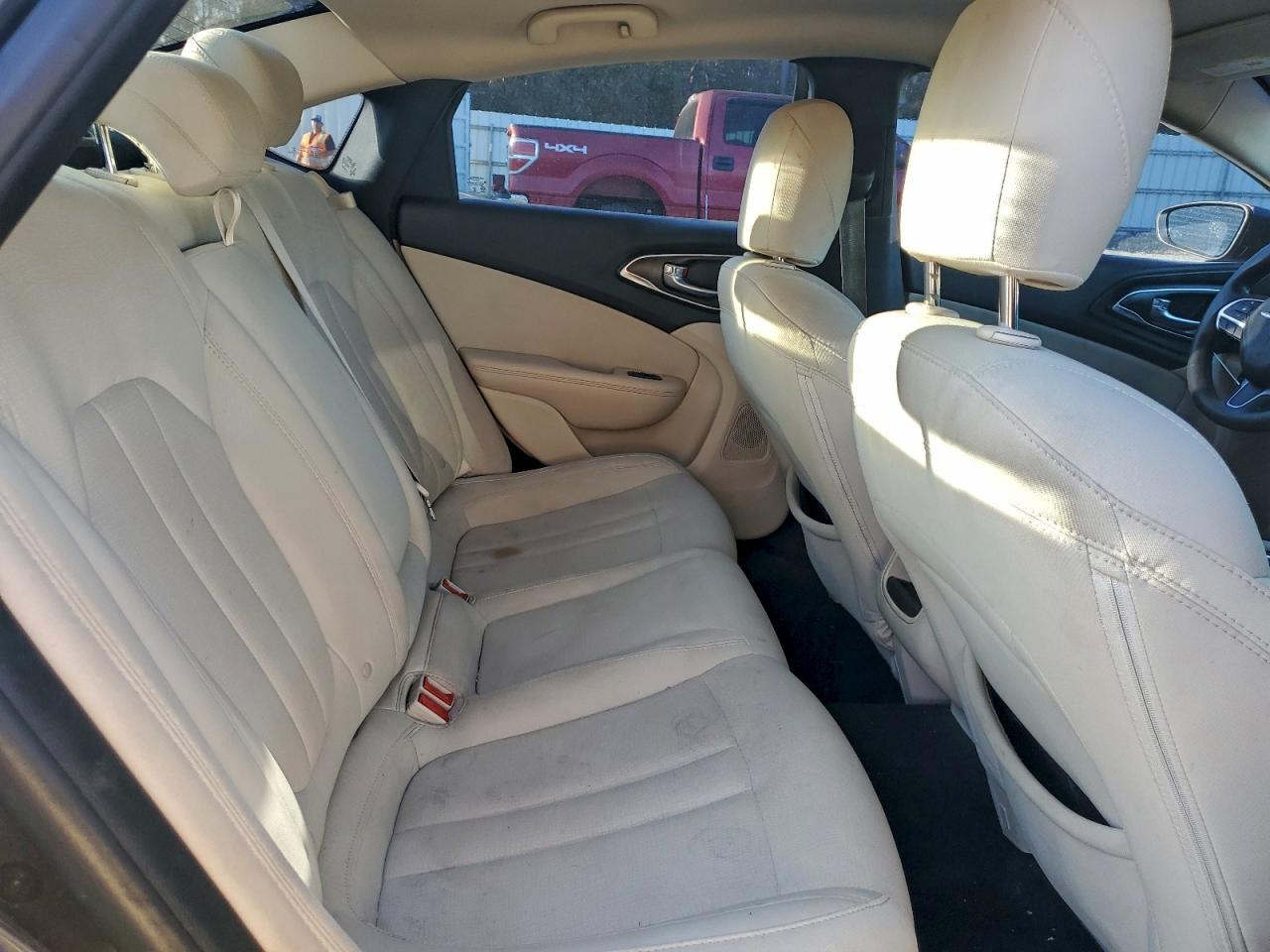 2016 Chrysler 200 Limited VIN: 1C3CCCAB8GN112410 Lot: 93455635