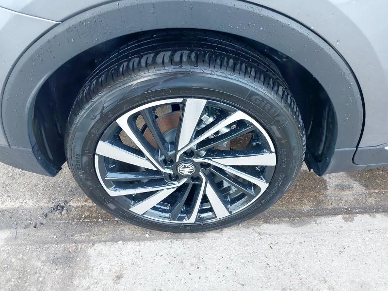 2025 MG MOTOR UK ZS 1.5 HYBRID+ TROPHY 5DR AUTO