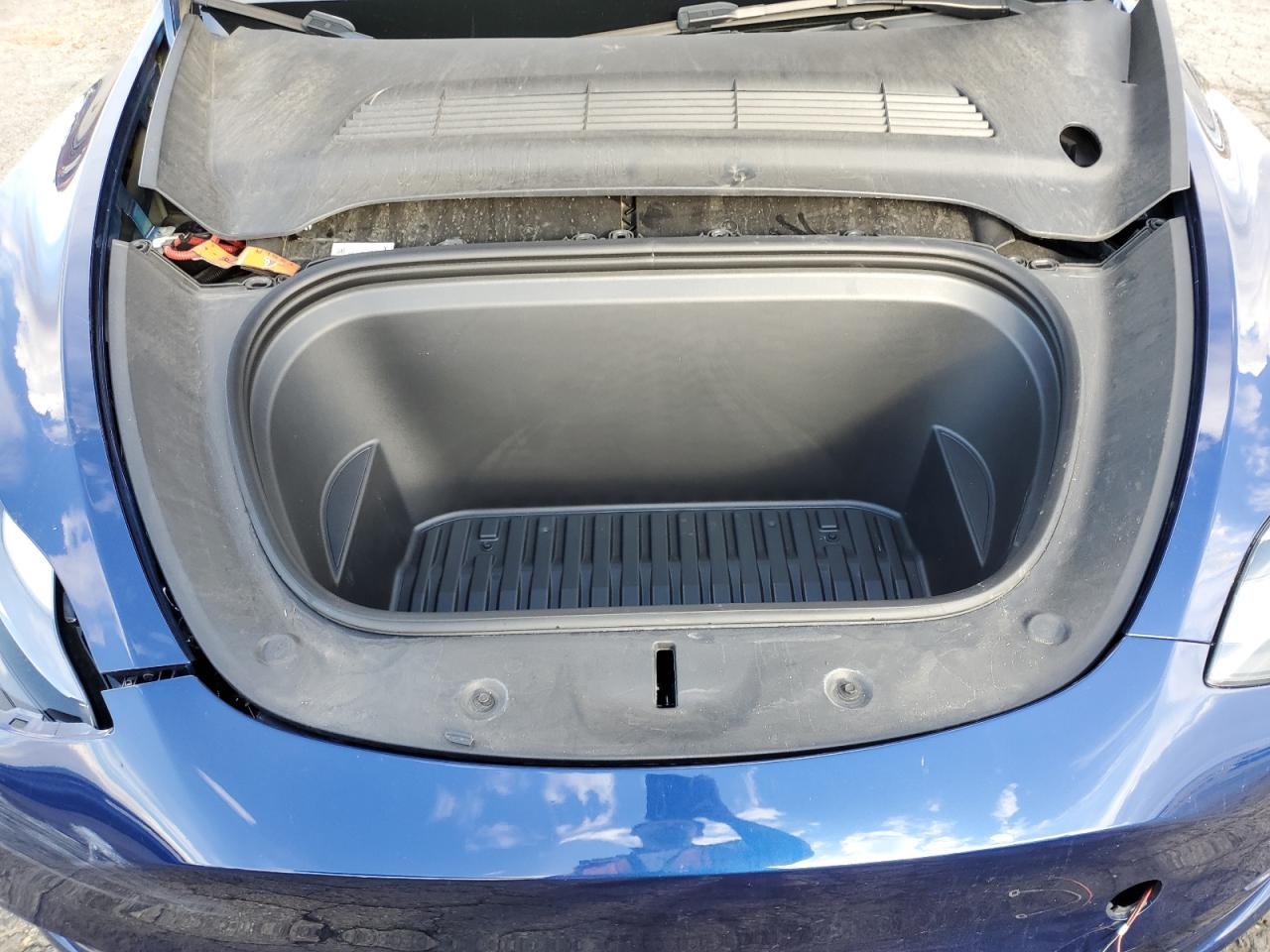 2023 Tesla Model Y VIN: 7SAYGDEE7PF943804 Lot: 93556785