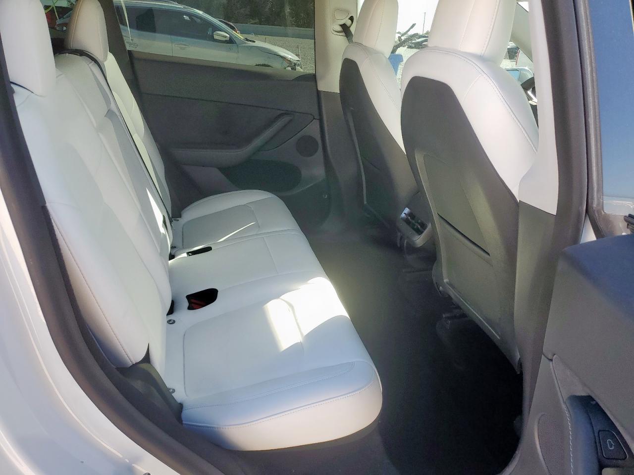 2023 Tesla Model Y VIN: 7SAYGDEE4PF628362 Lot: 92205295