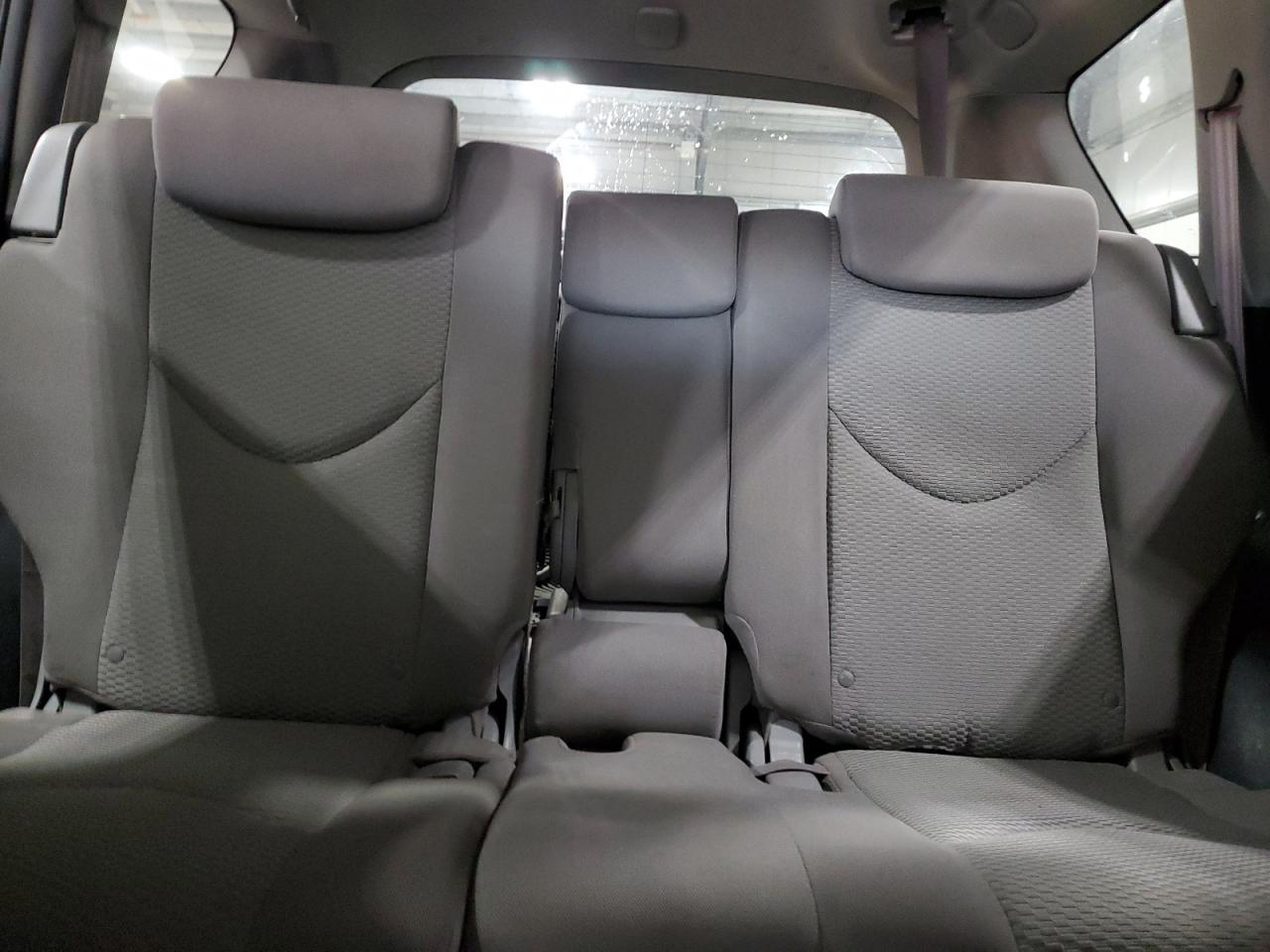 2008 Toyota Rav4 Limited VIN: JTMBD31V385127199 Lot: 90373925