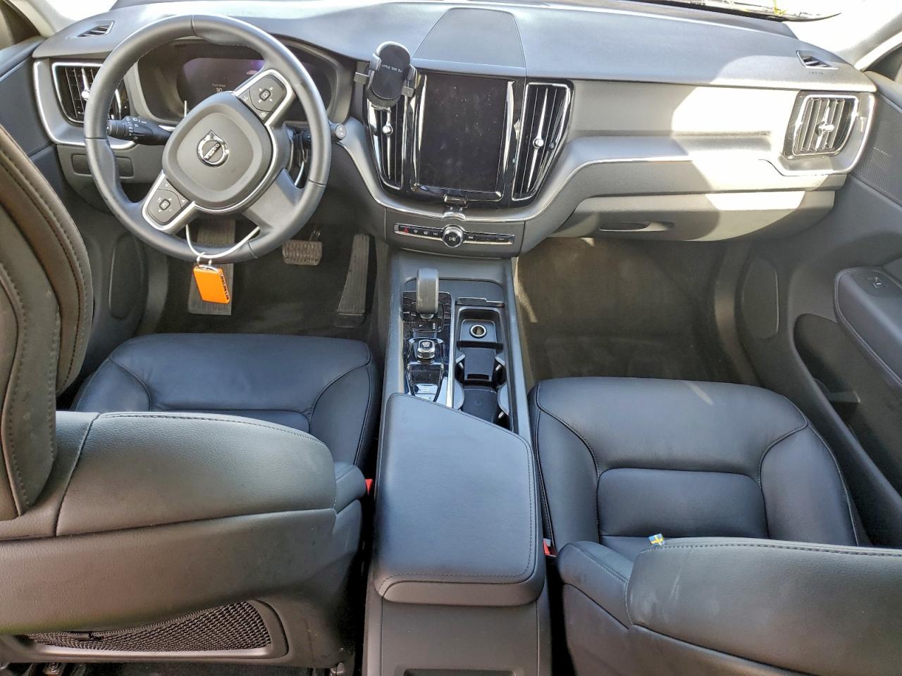 2025 Volvo Xc60 Core VIN: YV4M12RJ1S1092364 Lot: 94472775