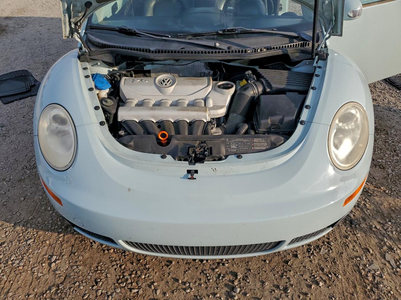 2010 Volkswagen New Beetle VIN: 3VWRW3AG0AM035300 Lot: 93841905