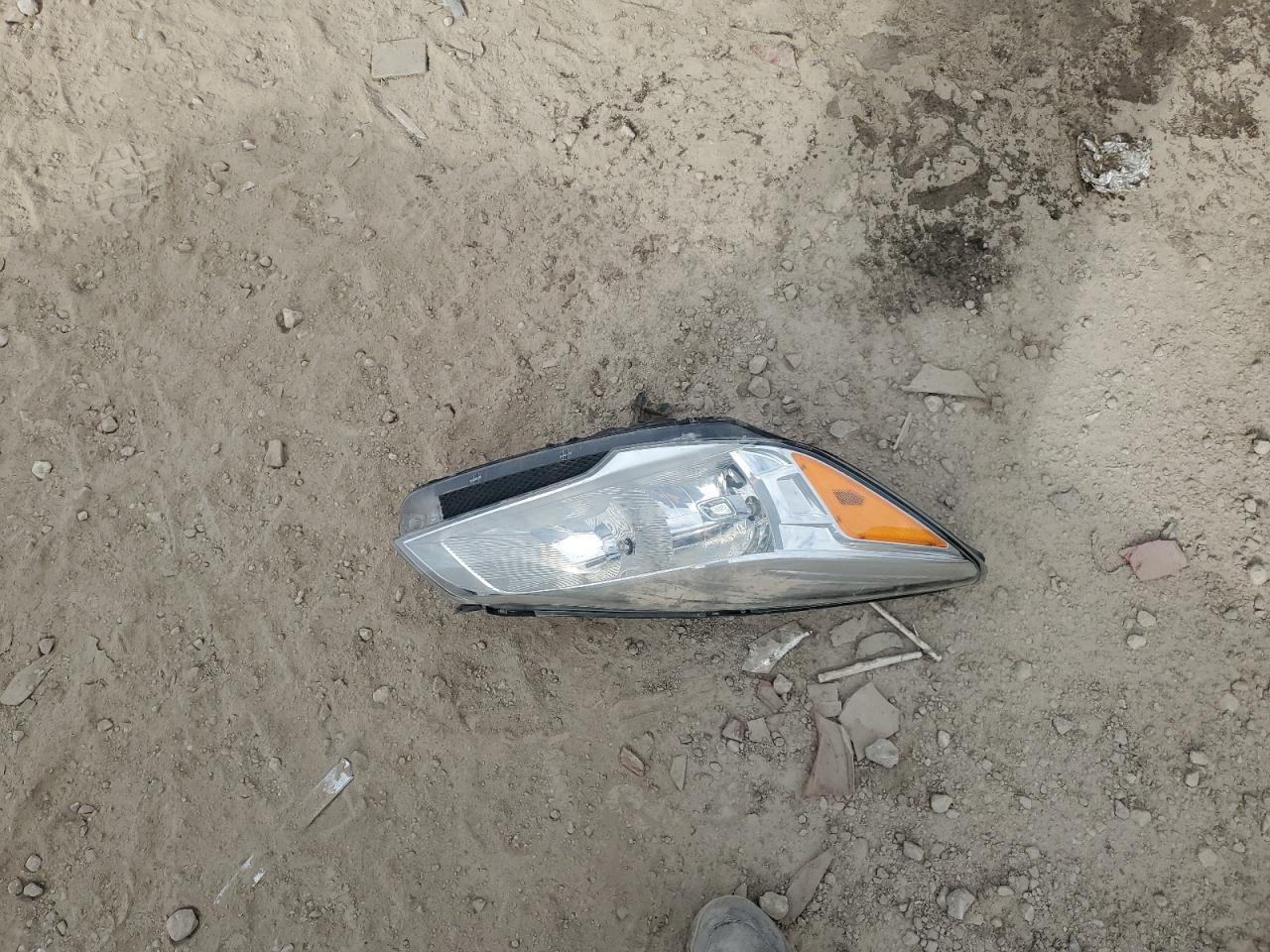 2014 Ford Escape Titanium VIN: 1FMCU0JX5EUB60142 Lot: 92197295