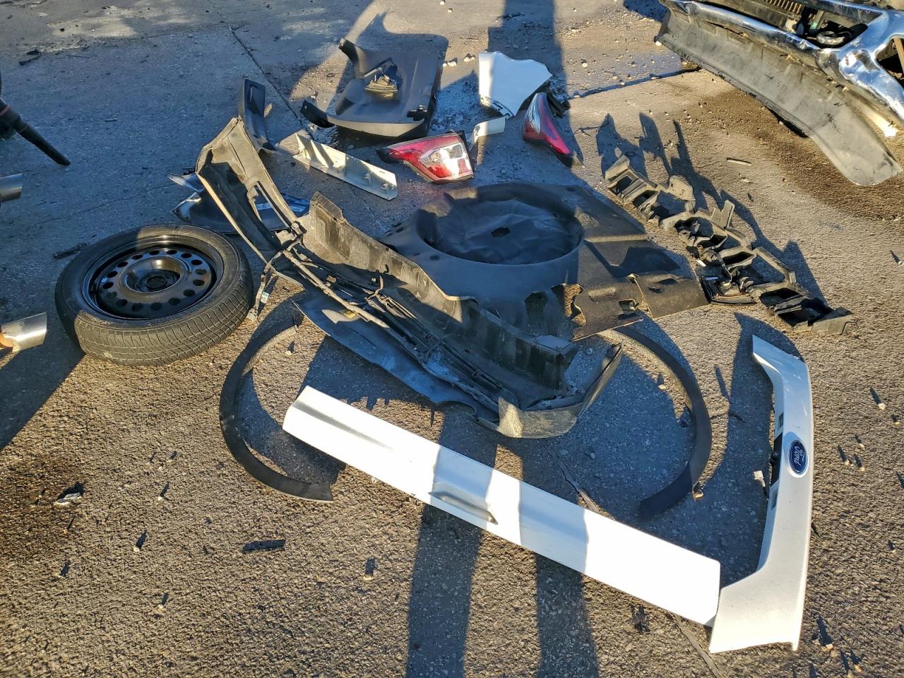 2017 Ford Escape Se VIN: 1FMCU0GD2HUB41825 Lot: 94113975