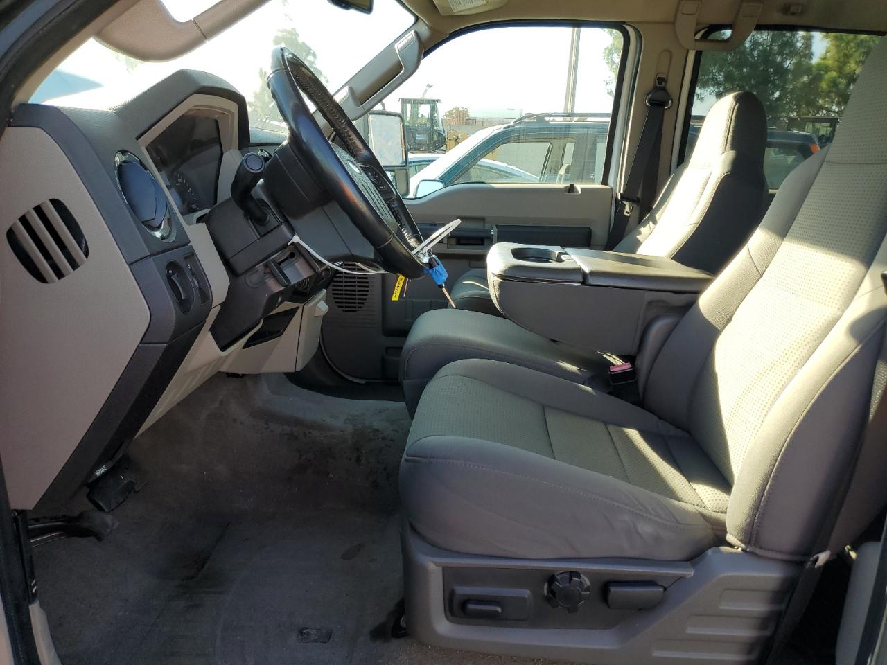 2009 Ford F250 Super Duty VIN: 1FTSW20539EA88461 Lot: 92435275