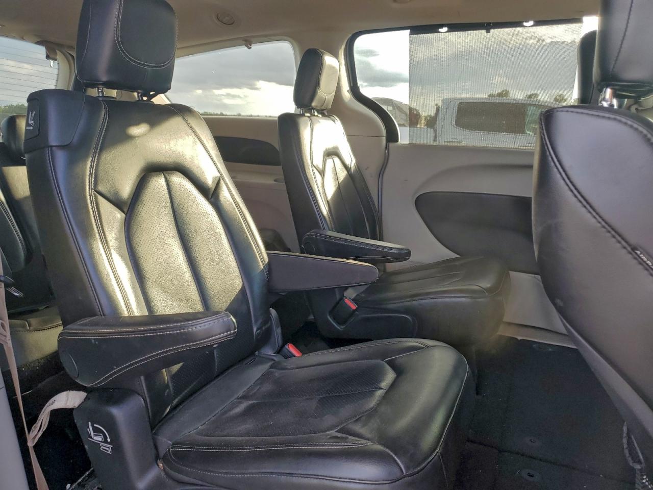 2021 Chrysler Voyager Lxi VIN: 2C4RC1DG9MR516073 Lot: 94490425