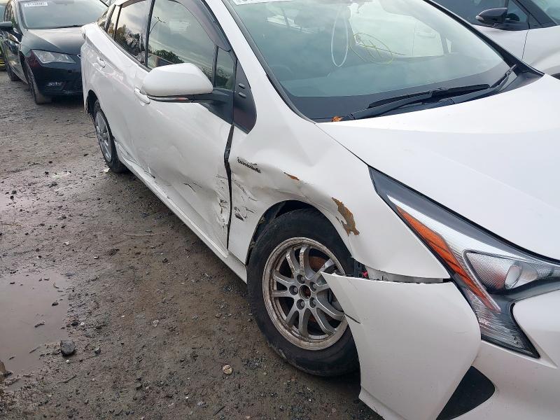 2018 TOYOTA PRIUS HYBRID 