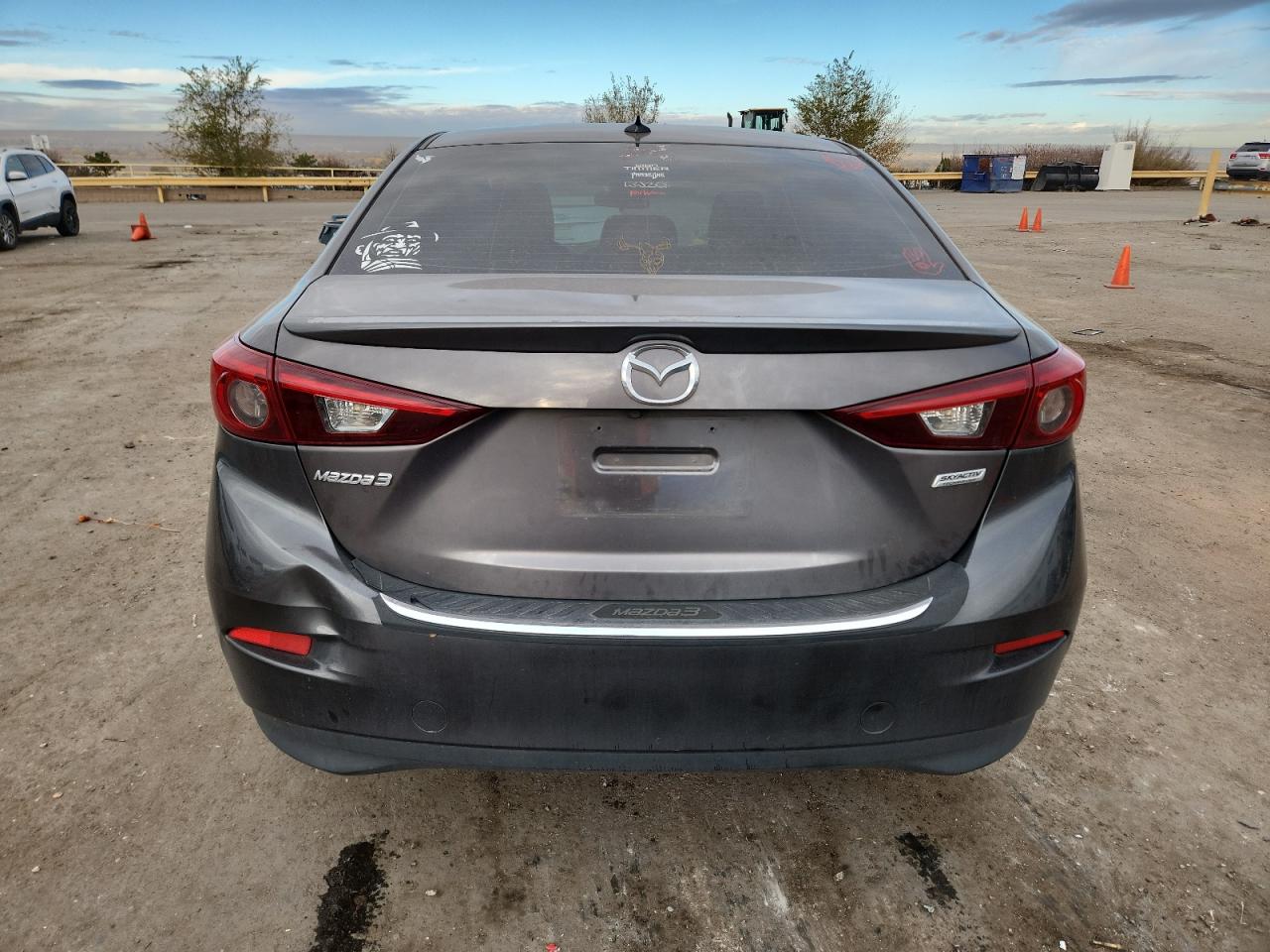 2018 Mazda 3 Grand Touring VIN: 3MZBN1W39JM215227 Lot: 93301985