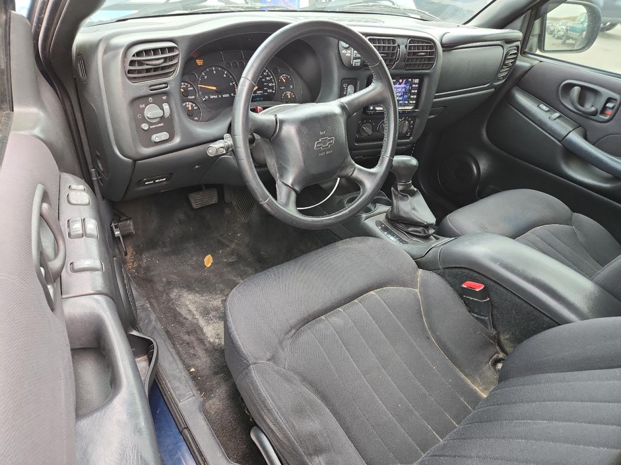 2004 Chevrolet Blazer VIN: 1GNCT18XX4K153661 Lot: 91137245