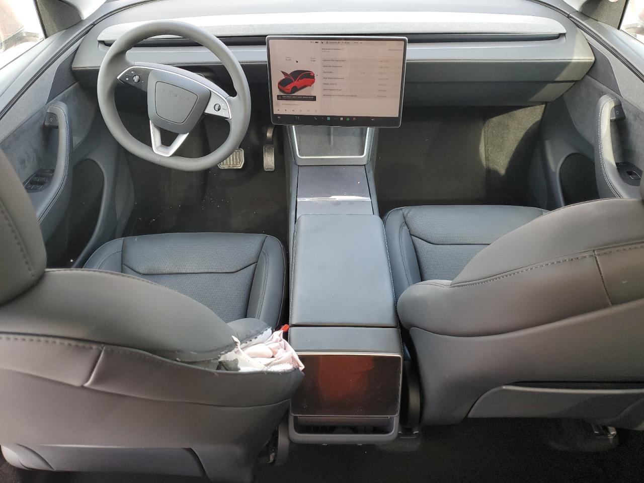 2026 Tesla Model Y VIN: 7SAYGDED5TA448080 Lot: 93402835