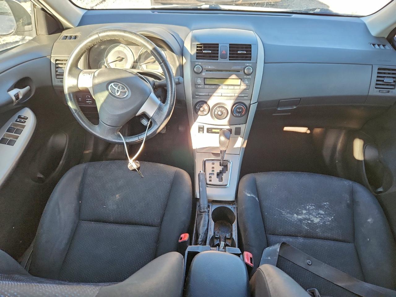 2010 Toyota Corolla Base VIN: 1NXBU4EE2AZ232856 Lot: 94494515