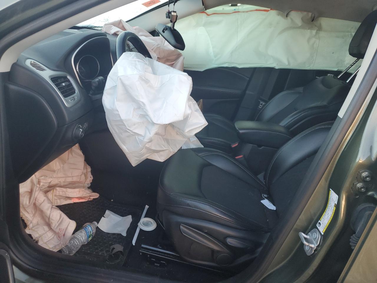 2019 Jeep Compass Latitude VIN: 3C4NJDBB7KT647655 Lot: 92577425