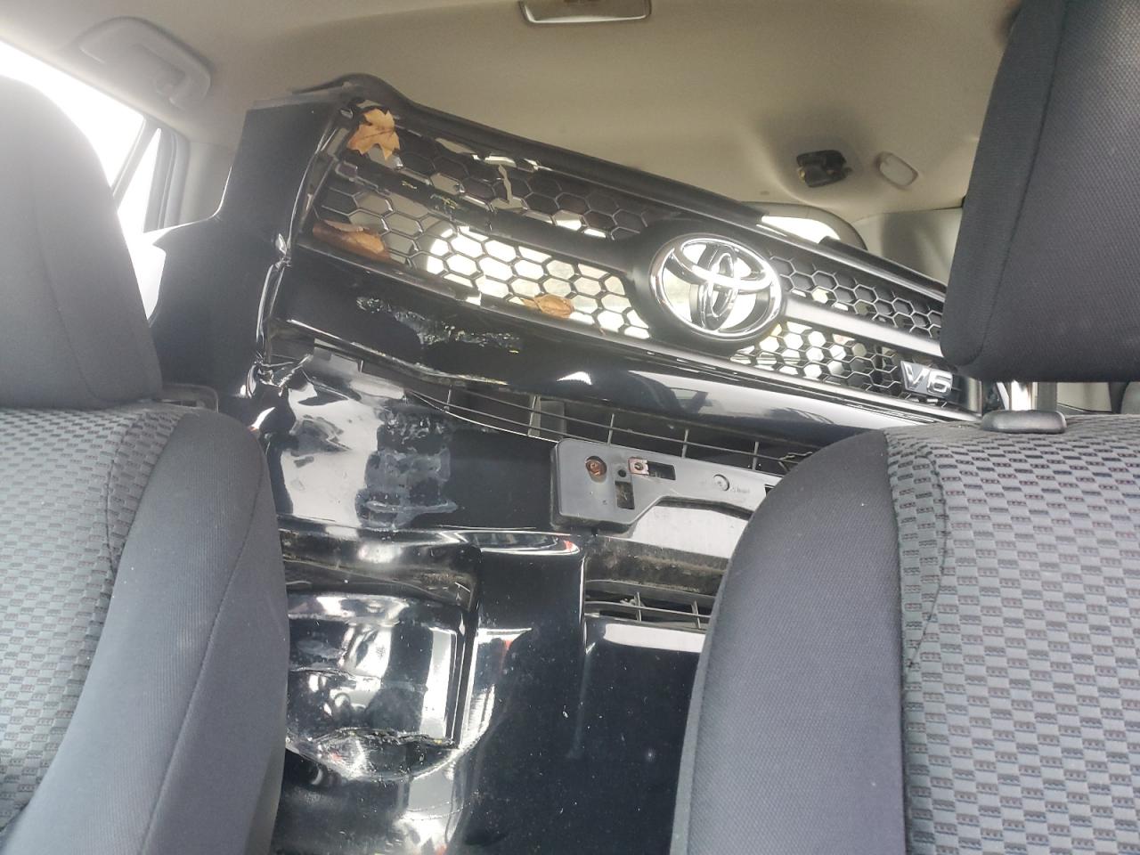 2010 Toyota Rav4 Sport VIN: JTMRK4DV9A5090283 Lot: 93588395