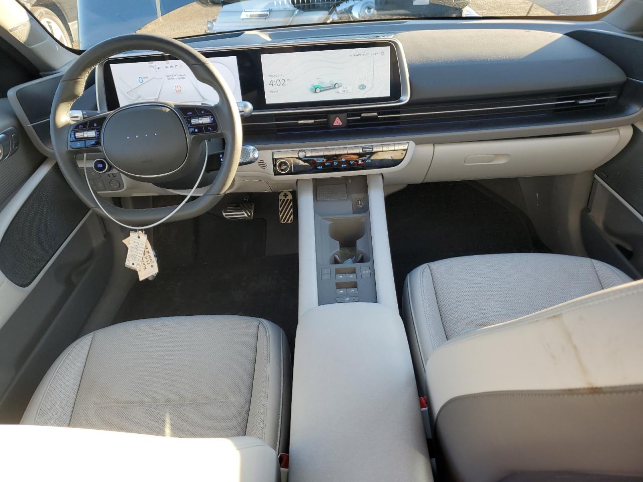 2025 Hyundai Ioniq 6 Limited VIN: KMHM54AC3SA092670 Lot: 93147505