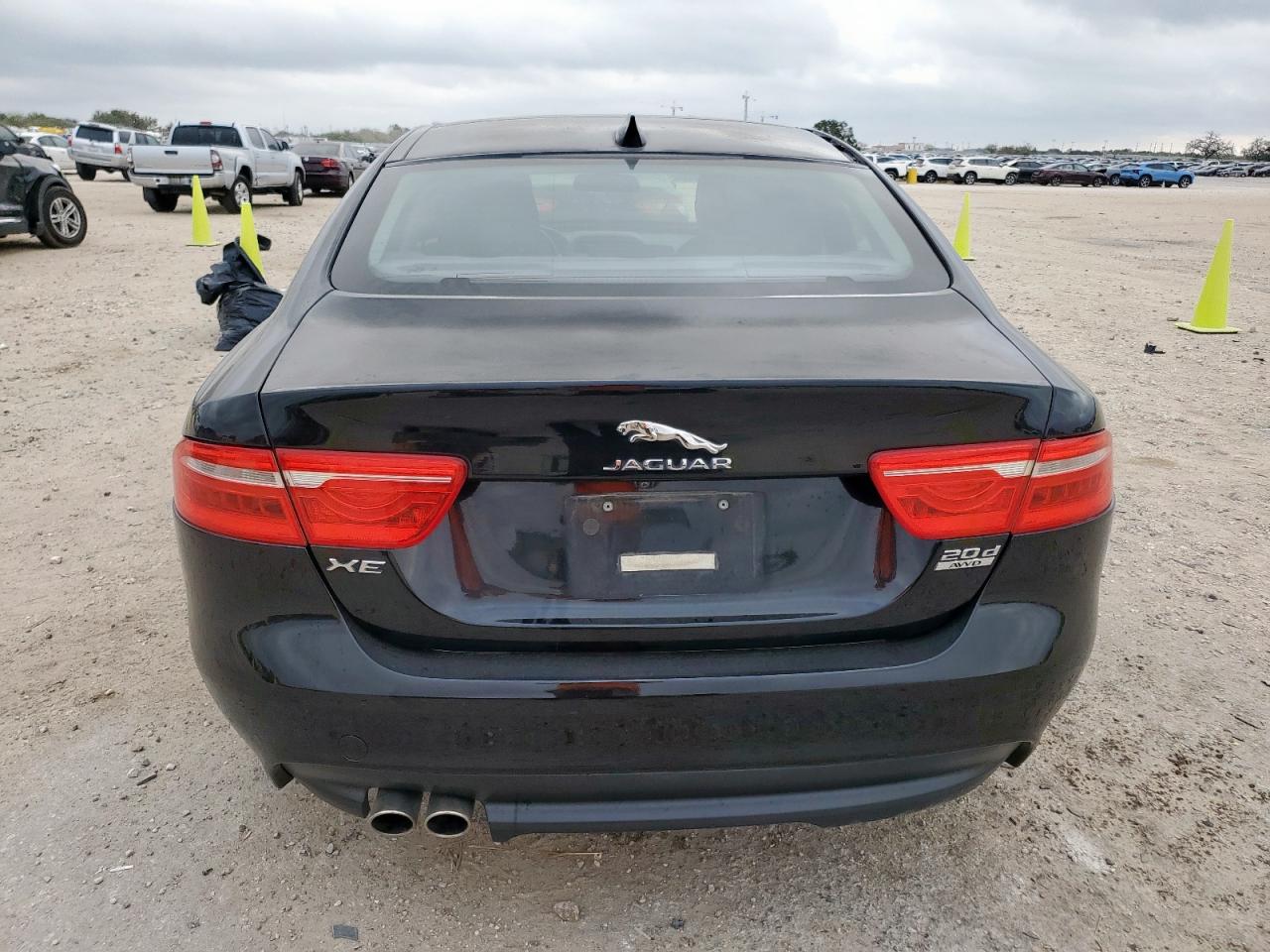 2017 Jaguar Xe Premium VIN: SAJAJ4BN4HA951181 Lot: 93557475