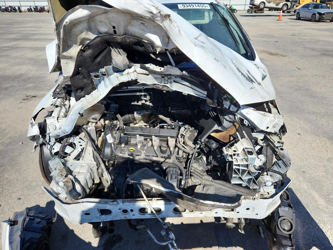 2016 Ford Focus Se VIN: 1FADP3F20GL221930 Lot: 93491455