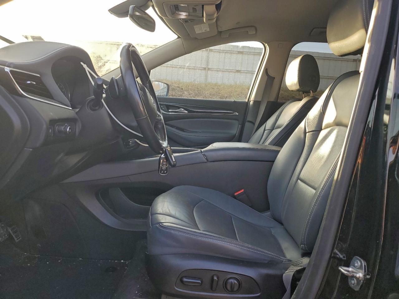 2019 Buick Enclave Essence VIN: 5GAERBKW2KJ166530 Lot: 93627235