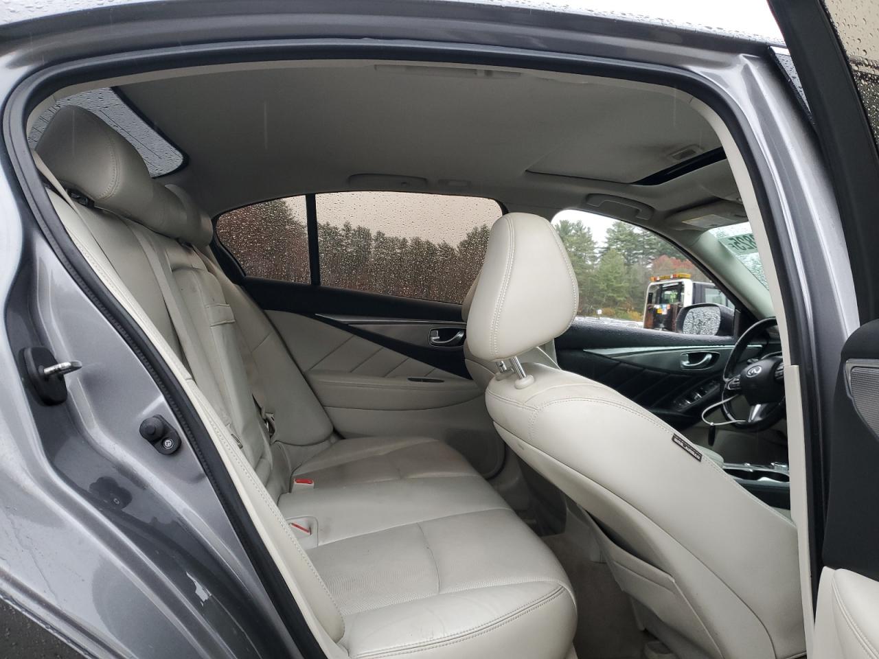 2015 Infiniti Q50 Base VIN: JN1BV7AR8FM412820 Lot: 92178825