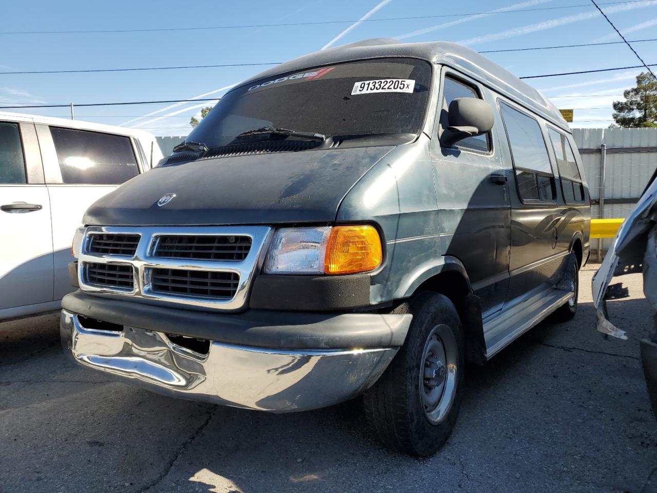 1999 Dodge Ram Van B1500