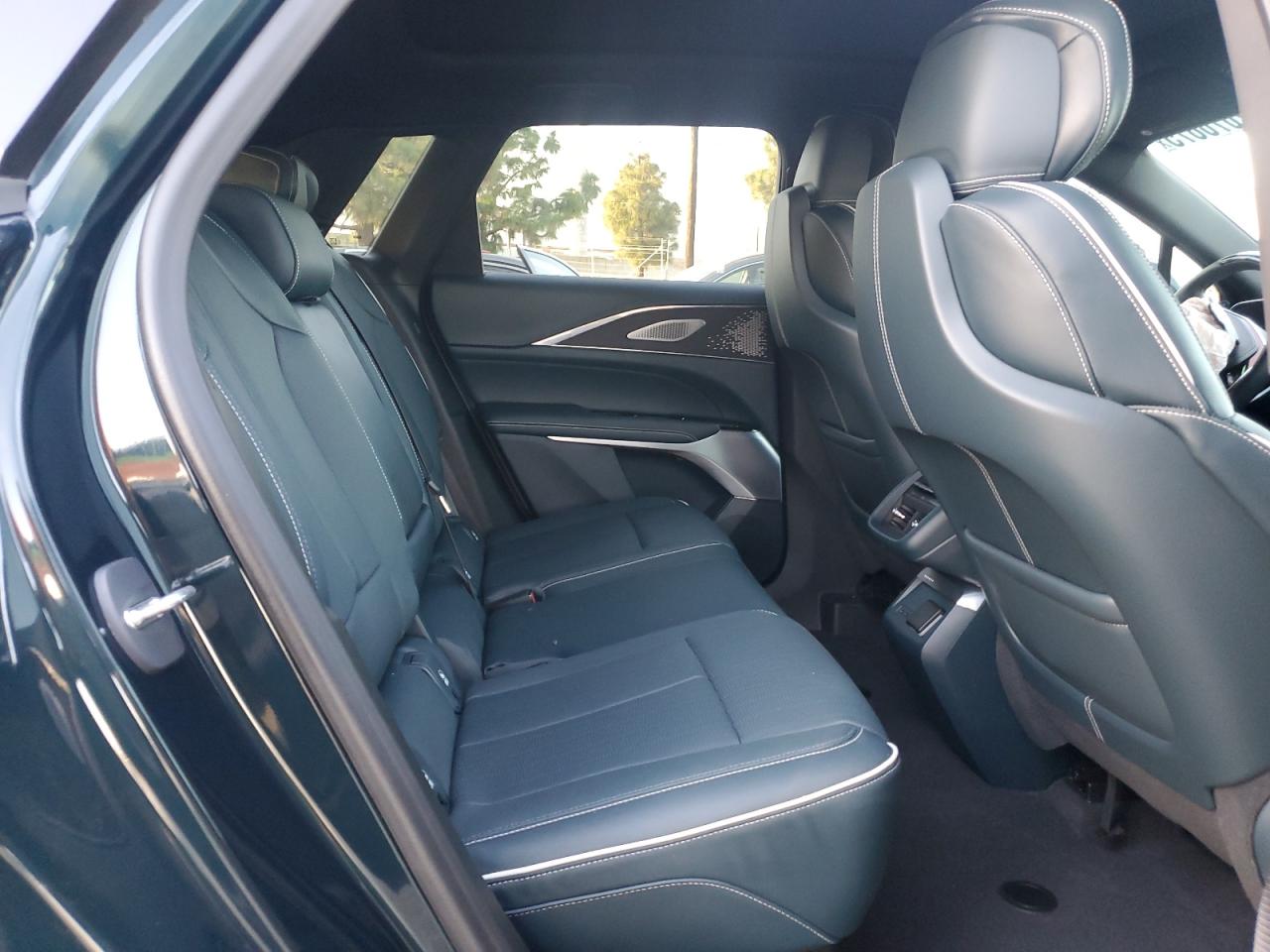 2024 Cadillac Lyriq Luxury VIN: 1GYKPSRL5RZ106346 Lot: 92070675