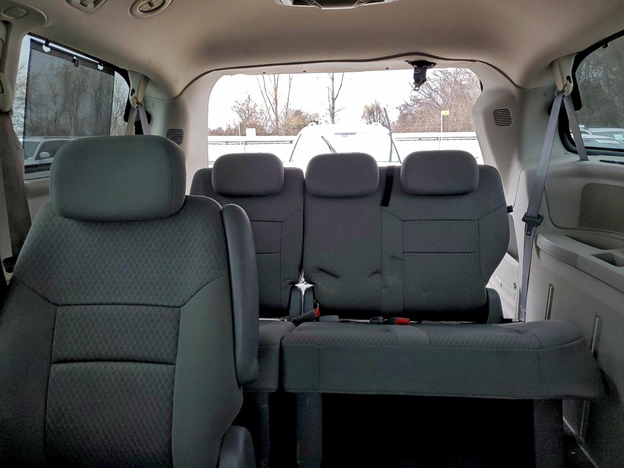 2008 Chrysler Town & Country Touring VIN: 2A8HR54P38R842550 Lot: 94046275