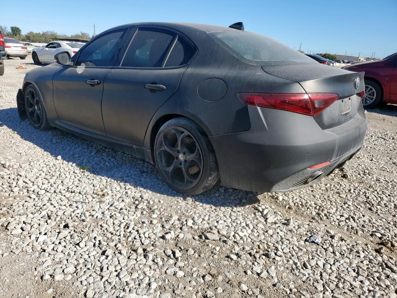 2019 Alfa Romeo Giulia Ti black null gas ZARFAMBN2K7601269 photo #3